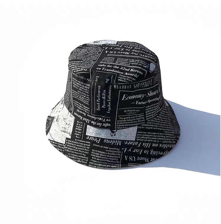 Chapeaux de rue japonais des deux côtés